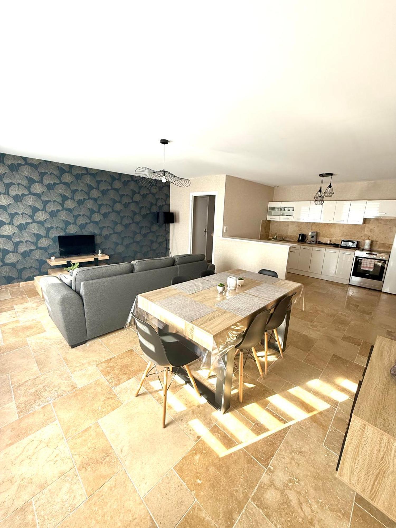Apartamento Le Petit Phuket Saint-Laurent-sur-Saone Exterior foto